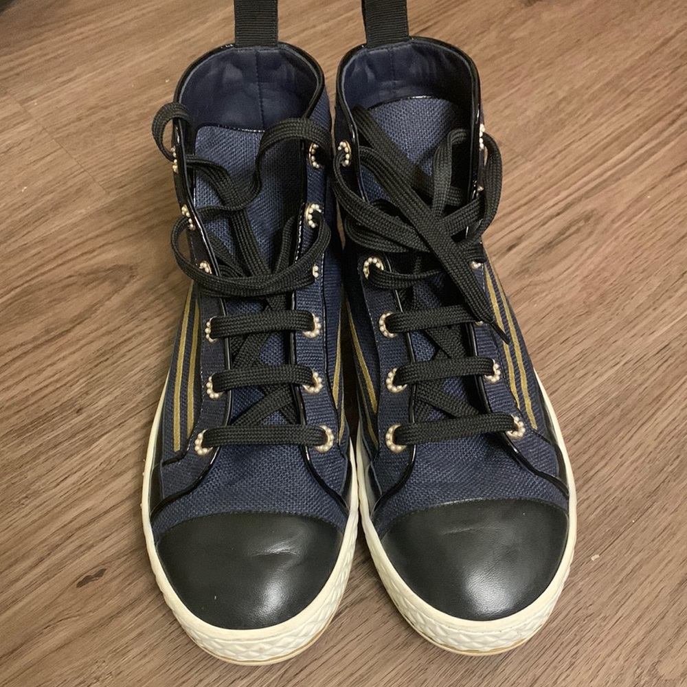 Chanel sneakers EU38